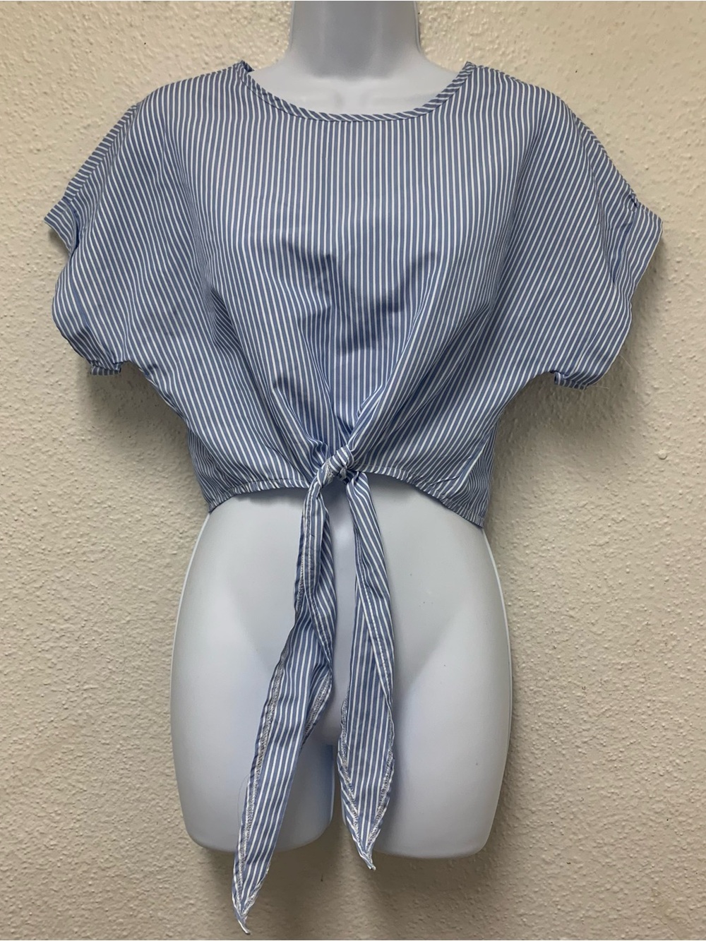 Women S Short Top Front Tie Blue/White Stripes Back Zipper Short Kimono Sleeves